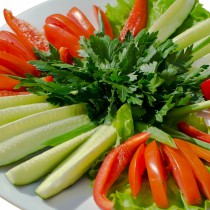 Нарезка свежих овощей 200гр - "Резвый лось" - служба доставки еды в Ивделе